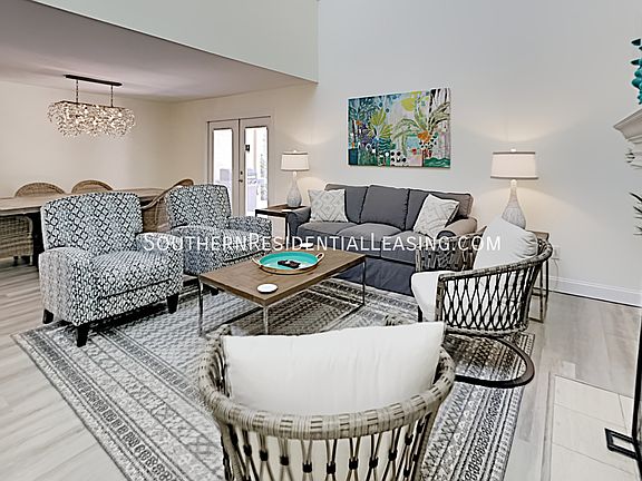 2nd image of 930 Gulf Shore Dr Unit 31
