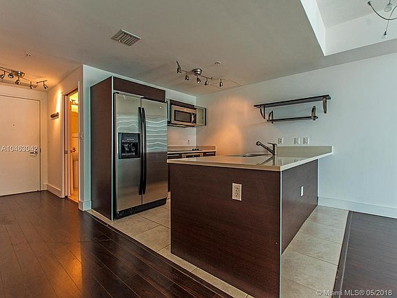 2nd image of 1900 N Bayshore Dr APT 4090