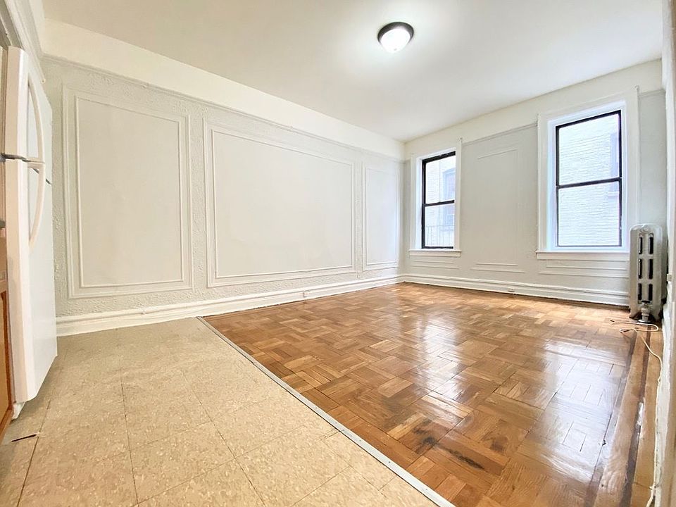 1st image of 160 Fenimore St #L33