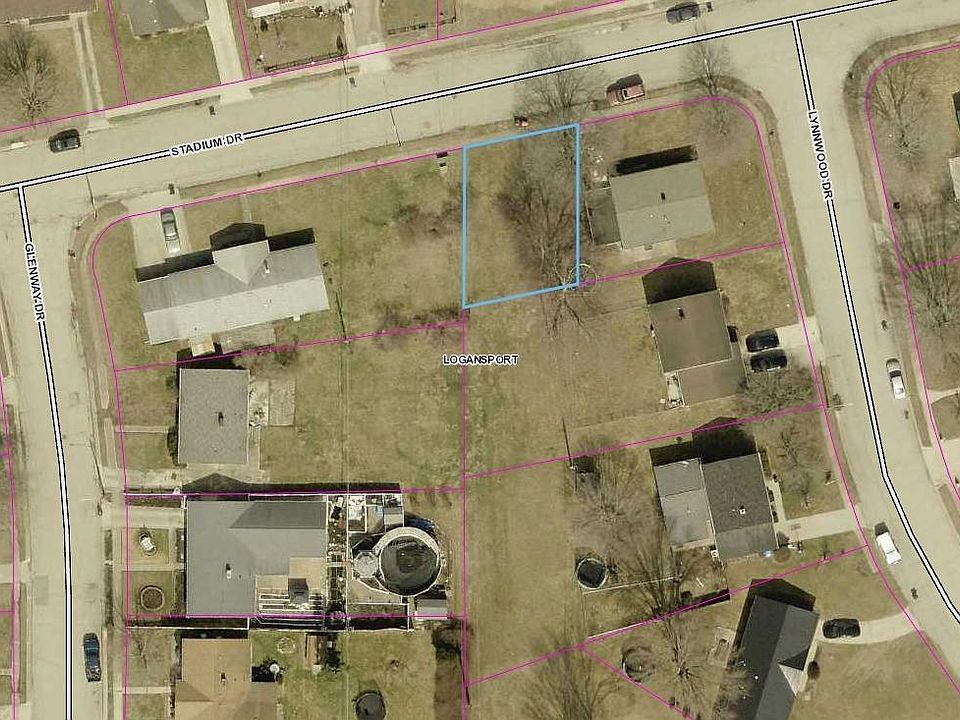 2nd image of 164A Stadium Dr