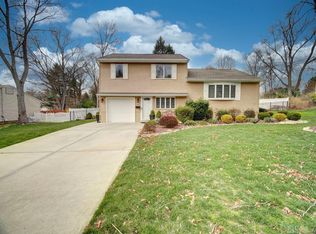 13 Valiant Rd, East Brunswick, NJ 08816