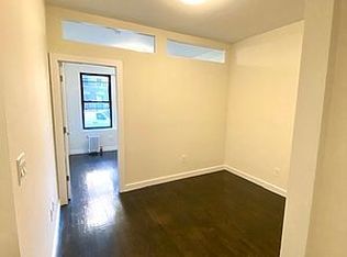 3140 30th St APT A1, Astoria, NY 11106