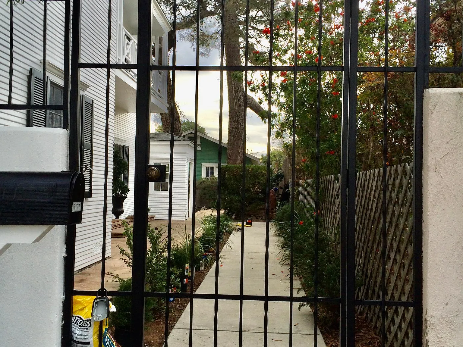 3177 A St — Photo 2