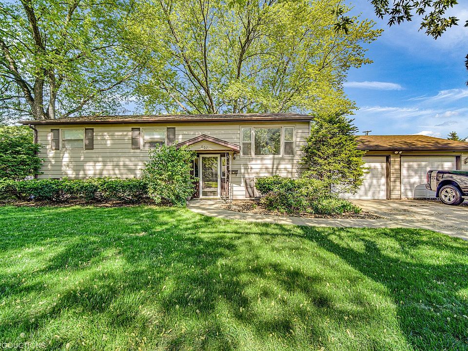 1st image of 607 Edwin Dr