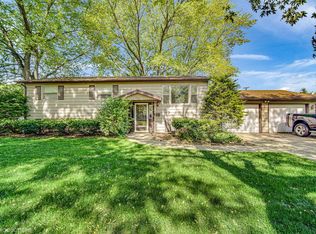 607 Edwin Dr, Bourbonnais, IL 60914