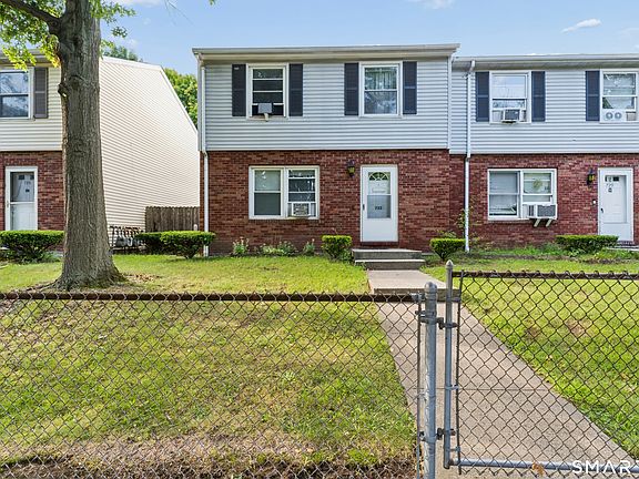2nd image of 733 Congress Avenue #733