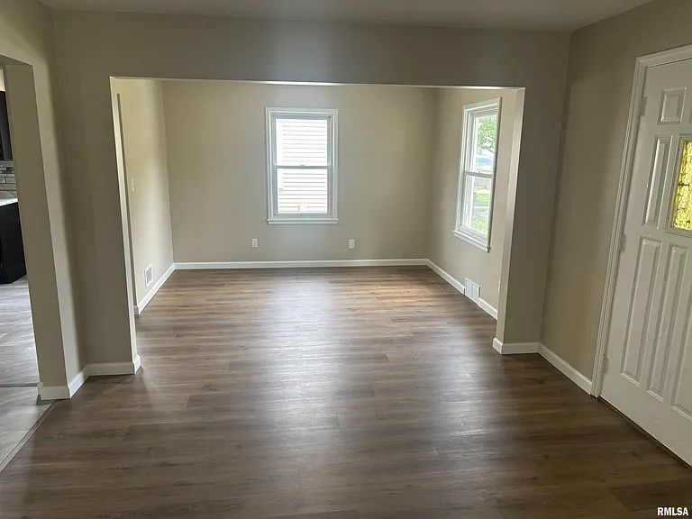 2931 N Saint Philomena Ct — Photo 7