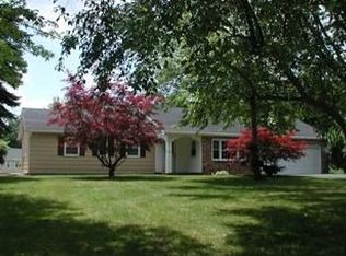 17 Cannon Hill Rd, Rochester, NY 14624