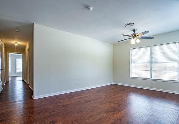 5th image of 1038 W Woodlawn Ave #D