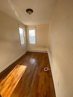 4th image of 699 Schenck Ave #2