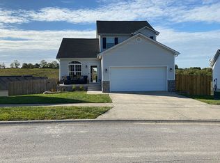 1021 Cedar Ridge Ct, Lawrenceburg, KY 40342