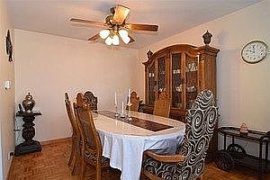 4th image of 203 E Ivy Ln