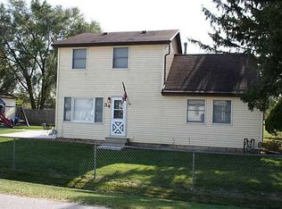 34 N Stephen St, Oregon, OH 43616