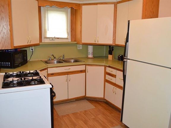 5th image of 803 W Beardsley Ave