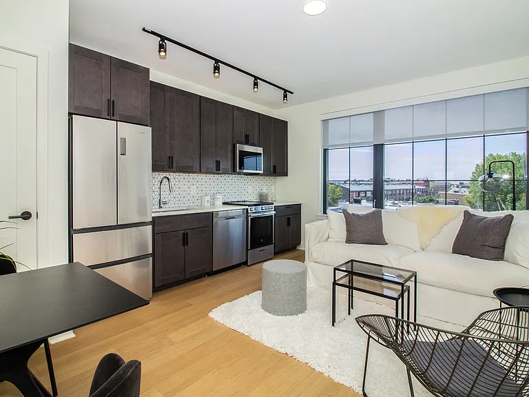 Solaris Lofts — Photo 20