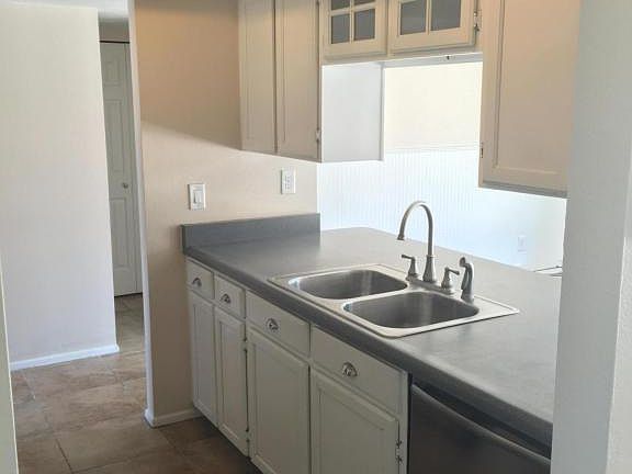 4th image of 9656 E Barrudean Hills St