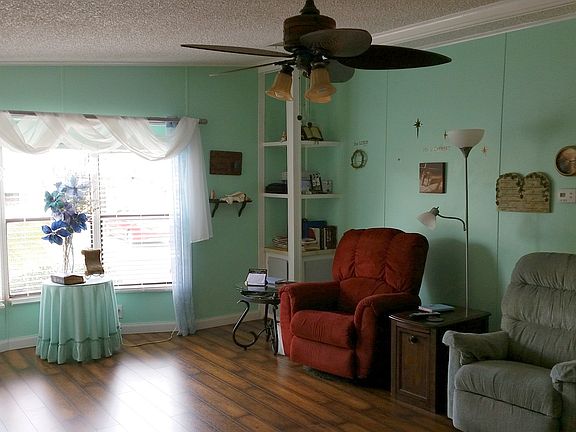 BAY WINDOW IN LIVING ROOM