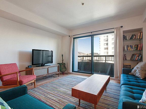 3rd image of 601 Van Ness Ave APT 506