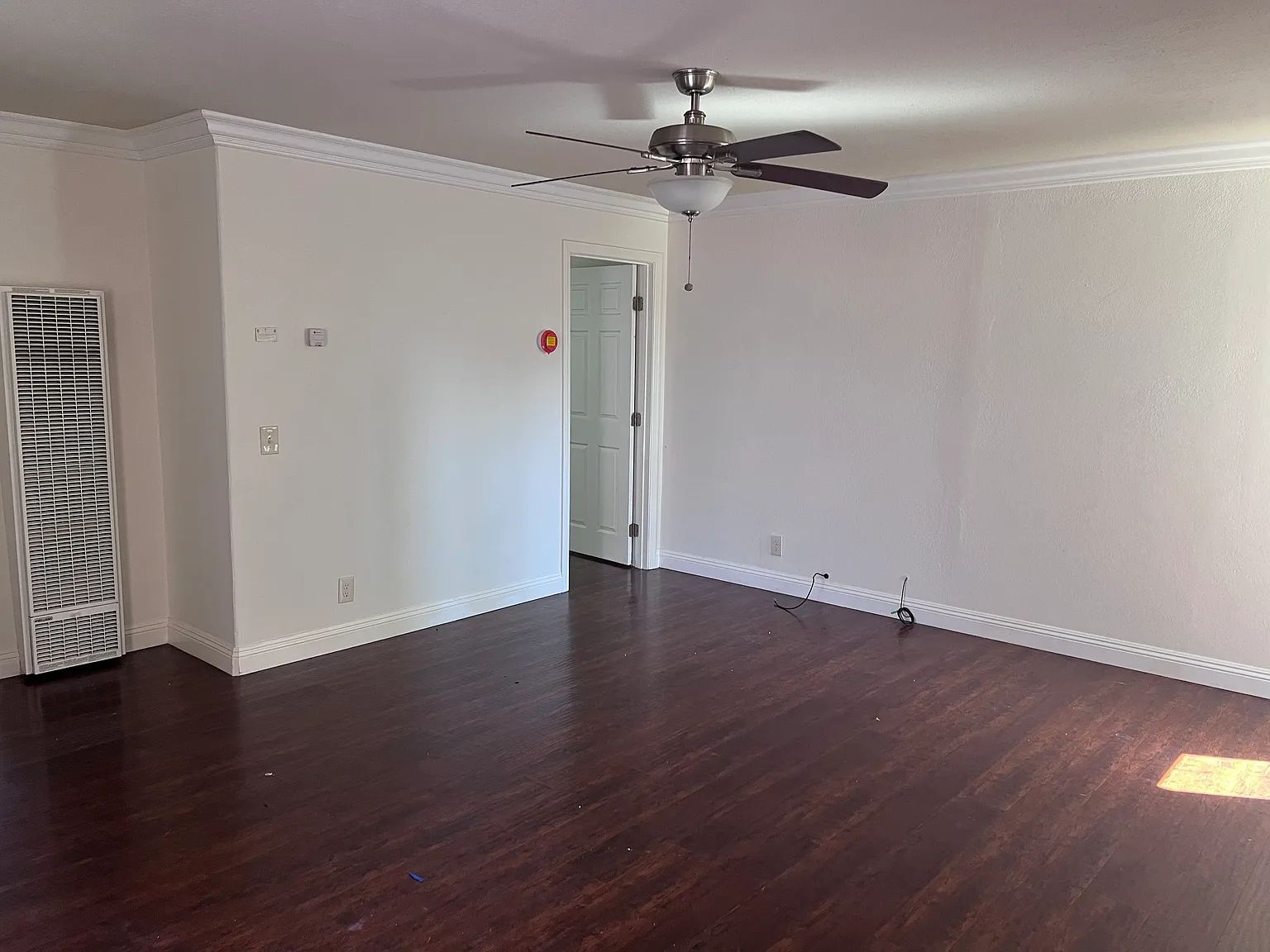 3 bed, 950 sqft, $2,650 — Photo 4