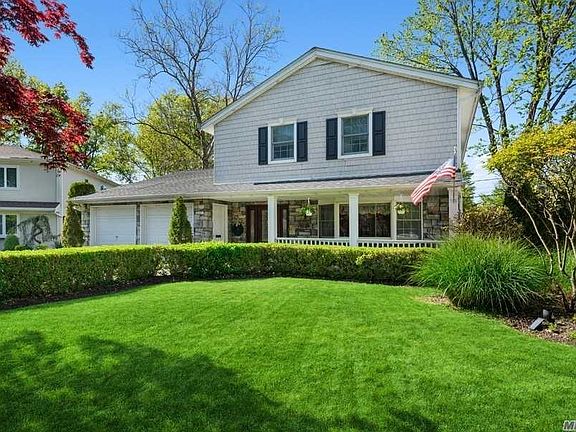 2nd image of 89 Brooks Ct S