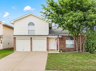 3216 Fountain Pkwy, Hurst, TX 76053