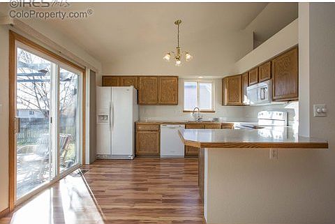4th image of 35 Walnut Ct