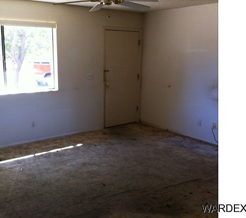 5th image of 2727 Karen Ave