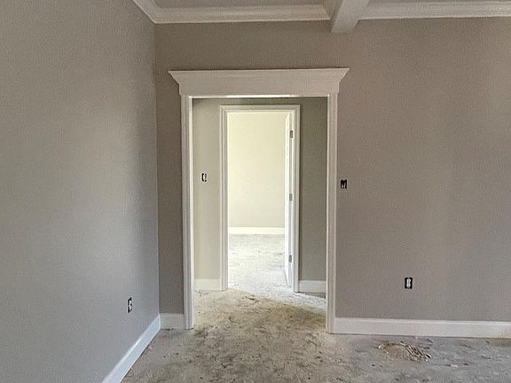 5th image of 3804 Renee Pl