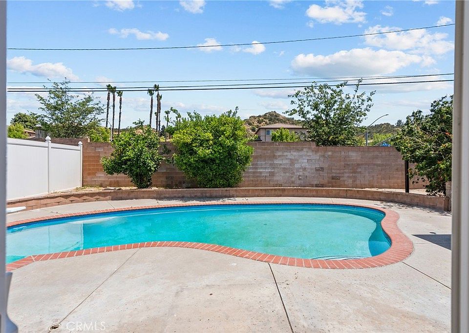 1st image of 21124 Rosedell Dr