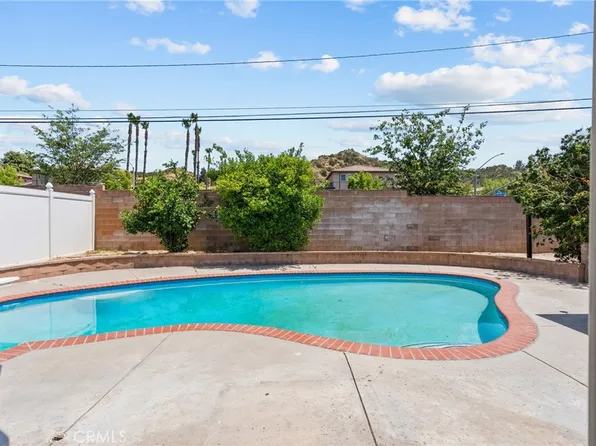 21124 Rosedell Dr, Santa Clarita, CA 91350