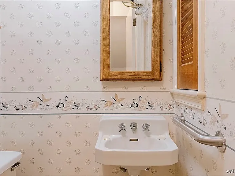 912 Yellowstone Rd #1 — Photo 16