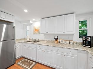 141 Manomet Point Rd, Plymouth, MA 02360
