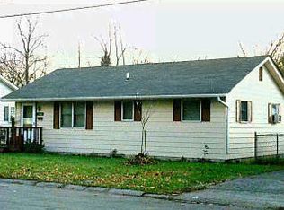 104 Orchard View Ln, Blanchester, OH 45107