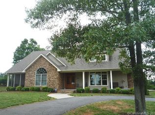 151 Oak Forest Dr, Statesville, NC 28625