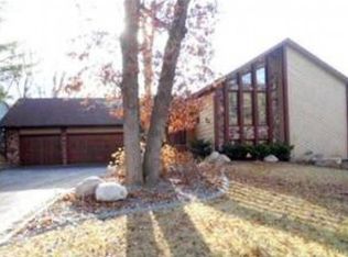 4178 Blueberry Cir, Eagan, MN 55123