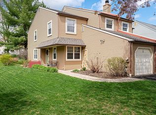 19 Stacey Dr, Doylestown, PA 18901