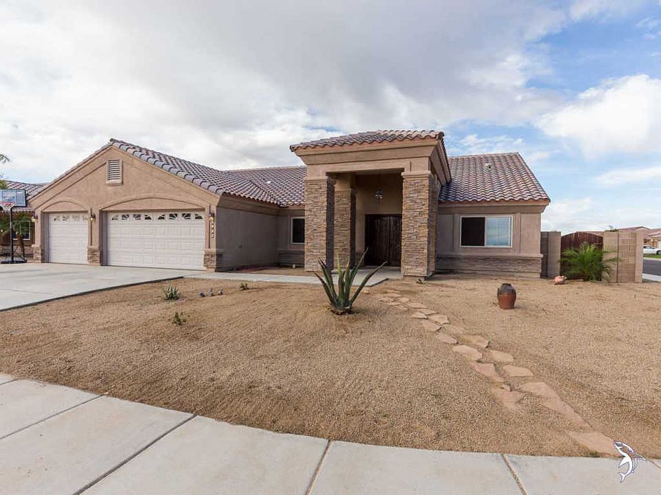1st image of 5982 E 39th Ln