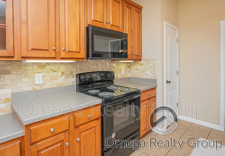 1325 Meadow Glen Rd — Photo 25