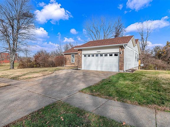 2nd image of 12484 Jerries Ln