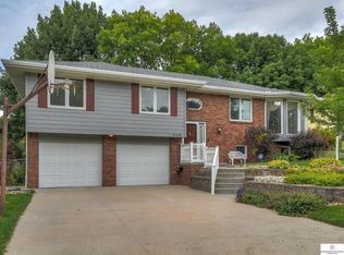 6218 S 91st Ave, Omaha, NE 68127