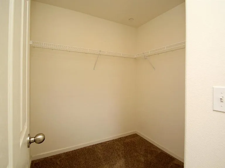 Master suite walkin closet