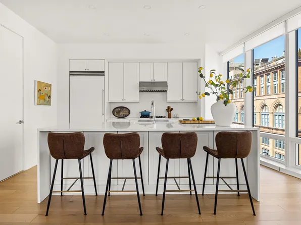 445 Lafayette Street image 6 of 20