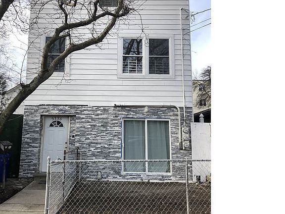 3rd image of 3135 Tiemann Ave
