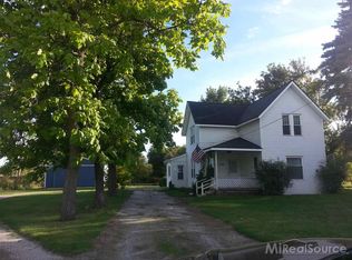 5539 Ravenswood Rd, Smiths Creek, MI 48074
