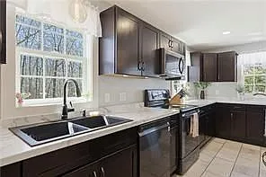 44 Old Stone Church Rd — Photo 8