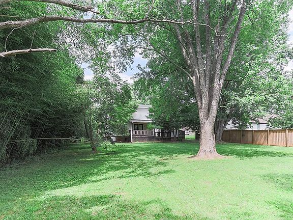 3rd image of 257 Shaker Mill Bend Rd