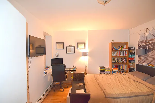 Rented by Manhattan Spaces | media 47