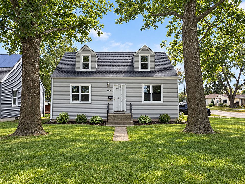 1st image of 2319 W 170th St