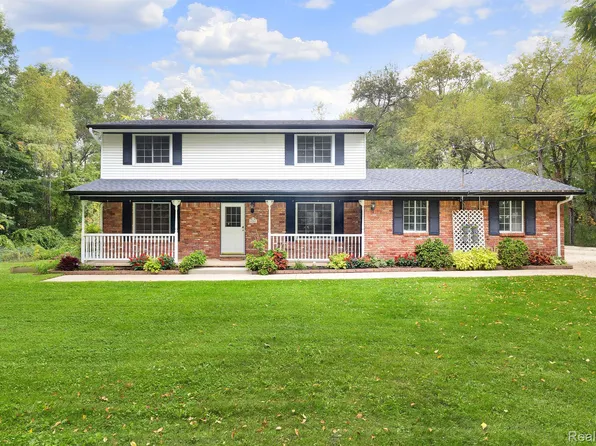 9281 Hidden Trl, Davisburg, MI 48350