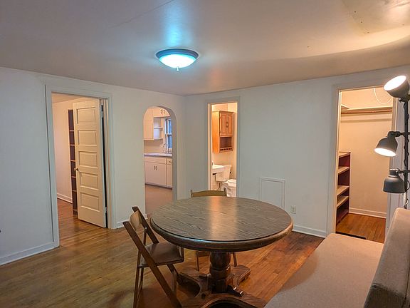 4th image of N8120 Franklin Rd #5